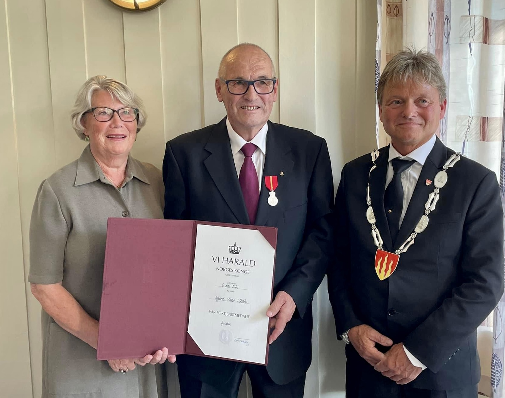 Kongens fortjenestemedalje til Sigurd Krekke